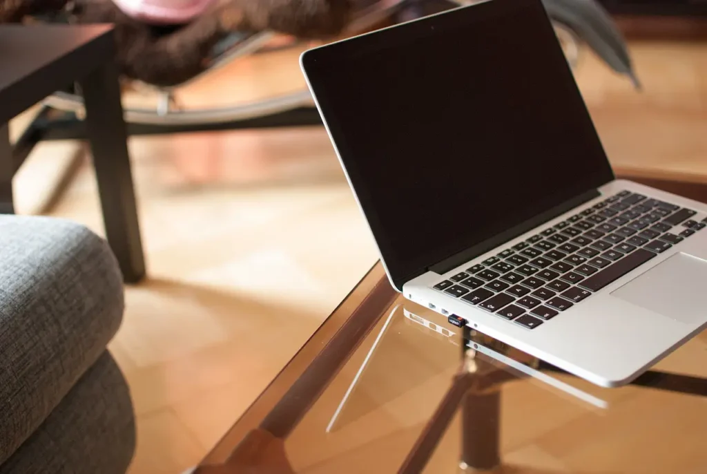 Werkplek van Luna Webdesigner in het Gooi
